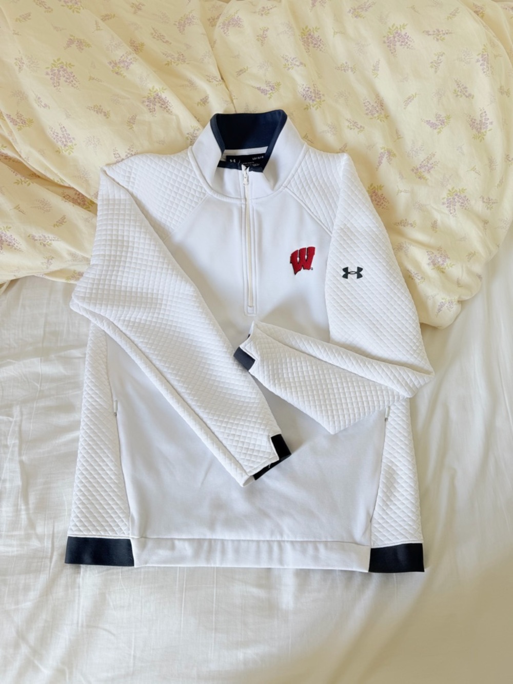 Wisconsin Quarterzip White
